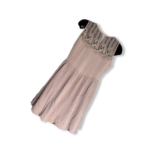 Andree by UNIT blush rose pink dress lacy top sleeveless layered skirt - Picture 5 of 11